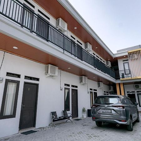 Reddoorz @ Jalan Urip Sumoharjo Lampung Hotel บันดาร์ ลัมปุง ภายนอก รูปภาพ