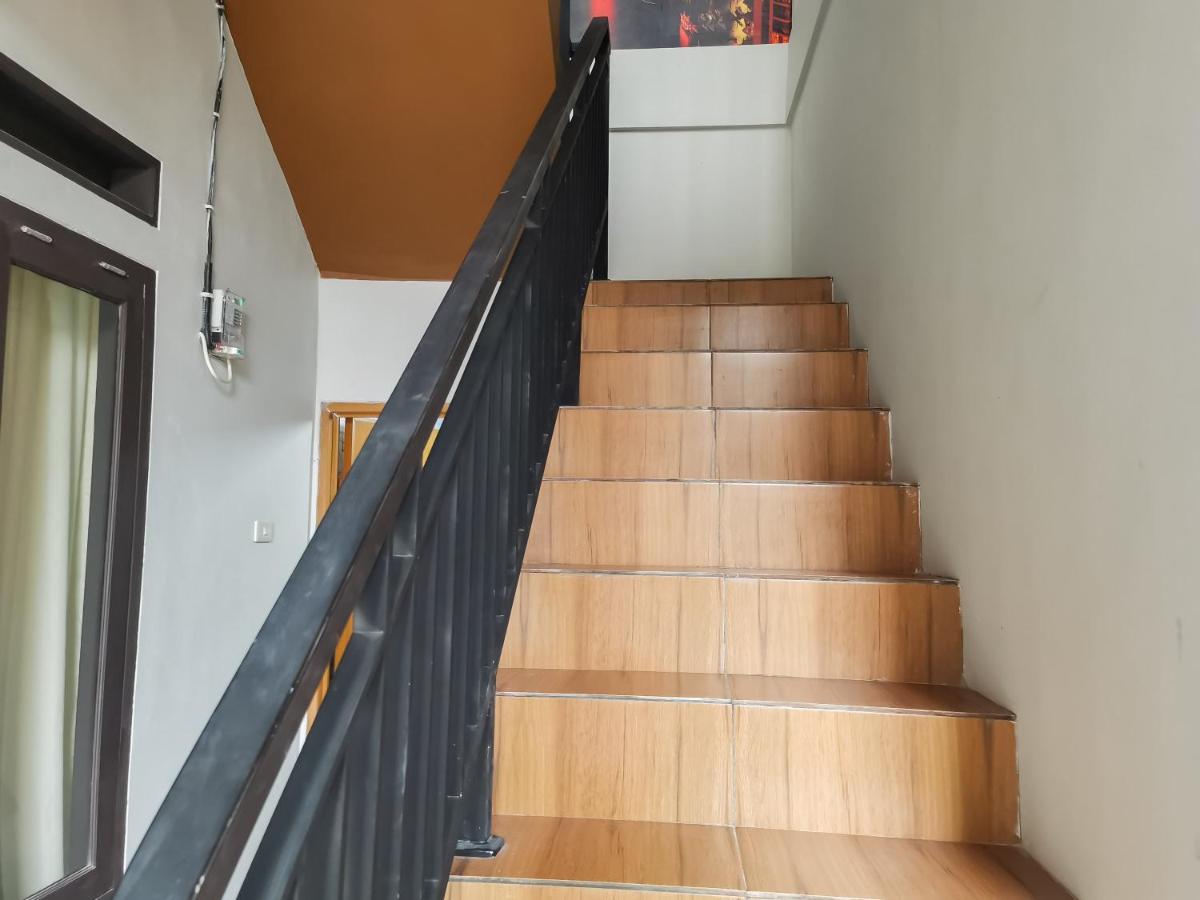 Reddoorz @ Jalan Urip Sumoharjo Lampung Hotel บันดาร์ ลัมปุง ภายนอก รูปภาพ