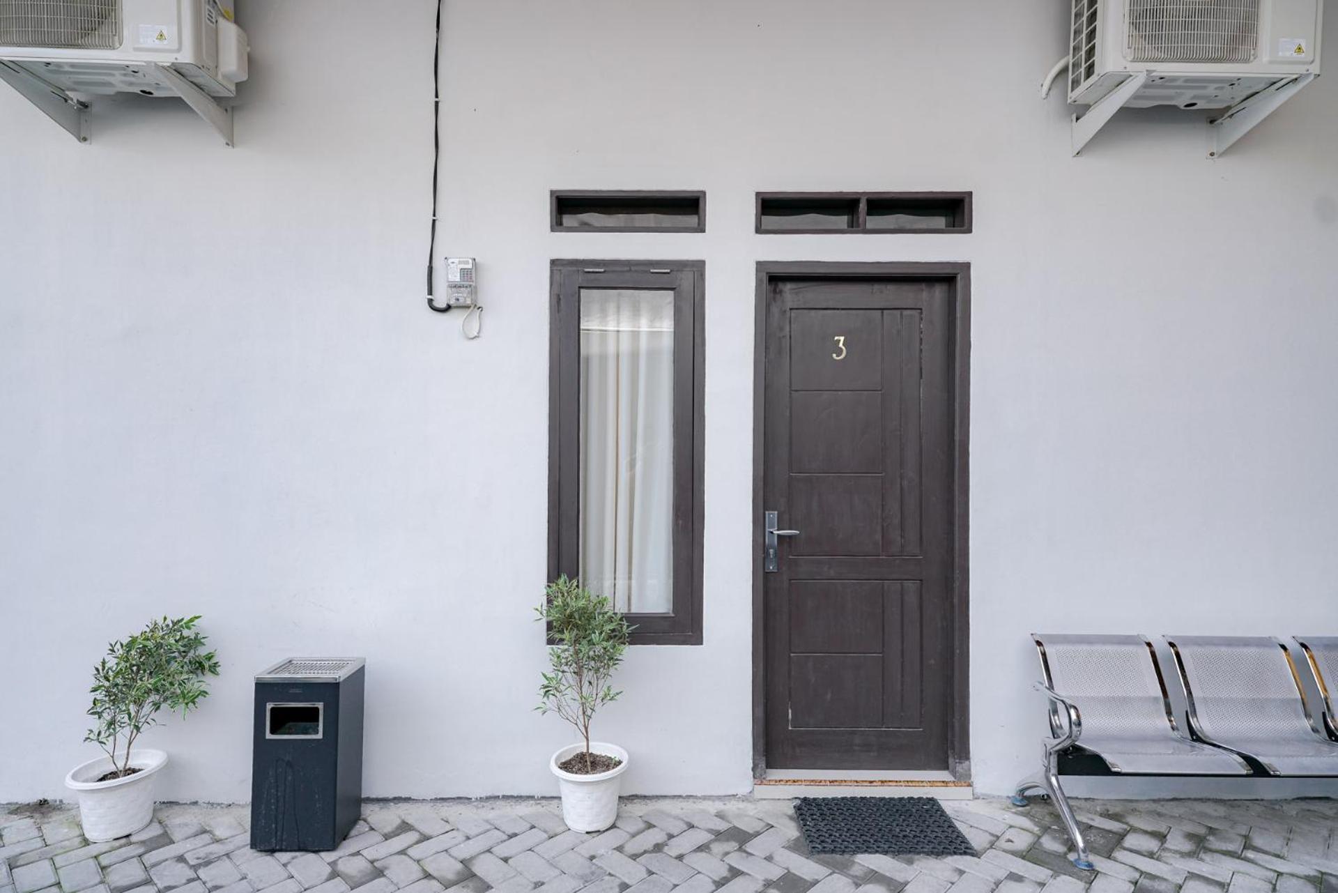 Reddoorz @ Jalan Urip Sumoharjo Lampung Hotel บันดาร์ ลัมปุง ภายนอก รูปภาพ