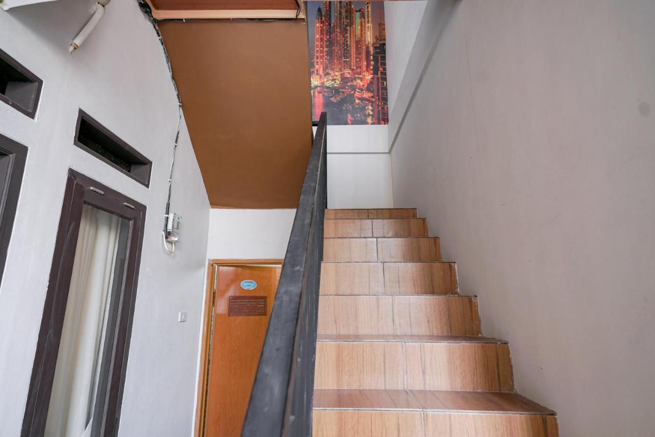 Reddoorz @ Jalan Urip Sumoharjo Lampung Hotel บันดาร์ ลัมปุง ภายนอก รูปภาพ